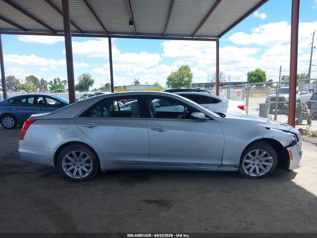 Cadillac CTS Standard