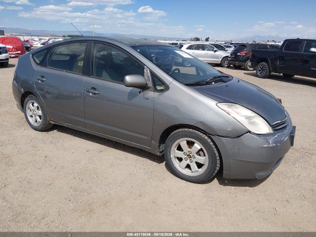 Salvage Toyota Prius Image