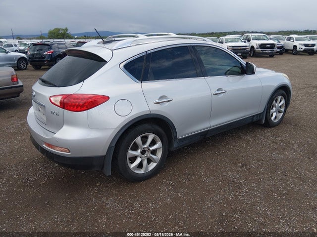INFINITI Ex Journey