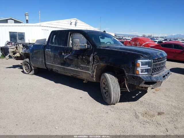 Salvage Chevrolet Silverado 2500 Image