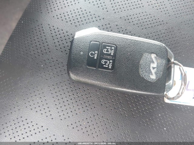 Kia Carnival Ex