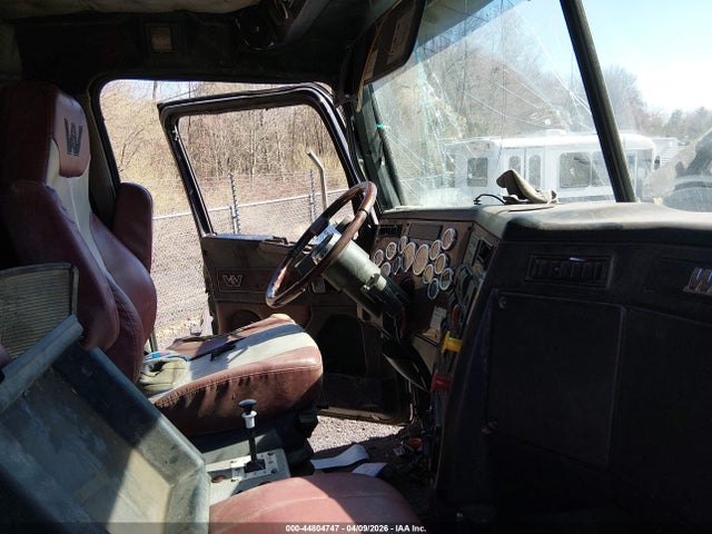 Western Star 4700 Set Forward Axle
