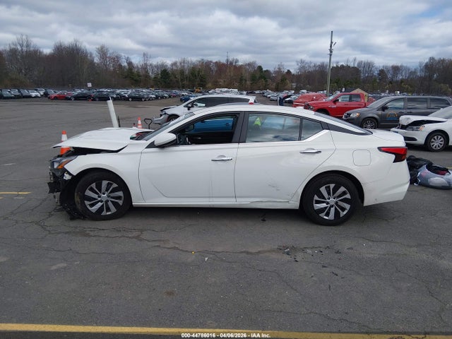 Nissan Altima S Fwd