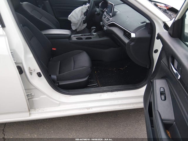 Nissan Altima S Fwd