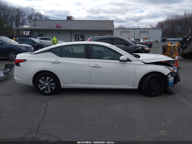 Nissan Altima S Fwd