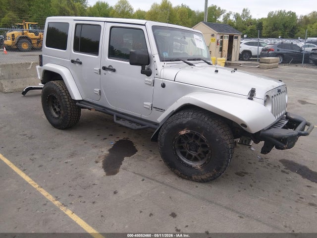 Salvage Jeep Wrangler Image