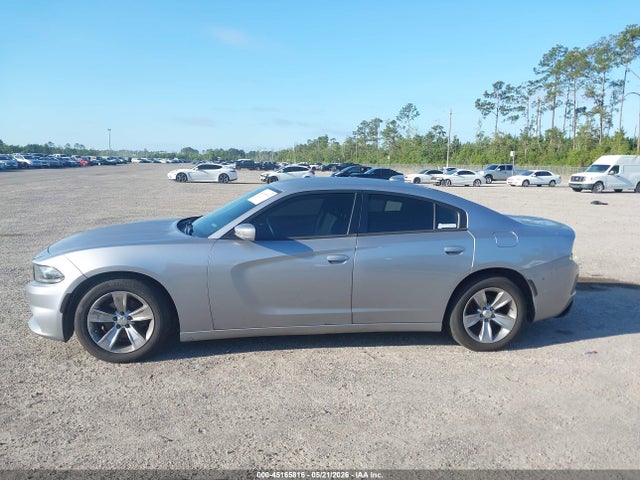 Dodge Charger Sxt