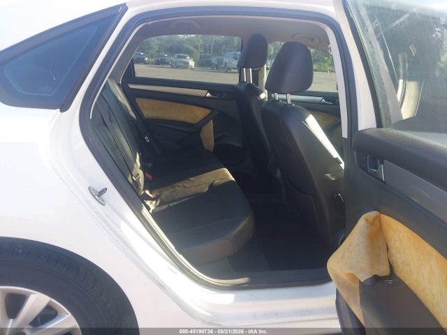 Volkswagen Passat 1.8t Wolfsburg Edition