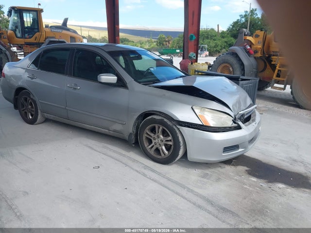 Salvage Honda Accord Image