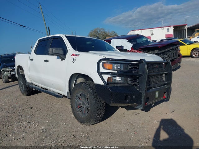 Salvage Chevrolet Silverado 1500 Image