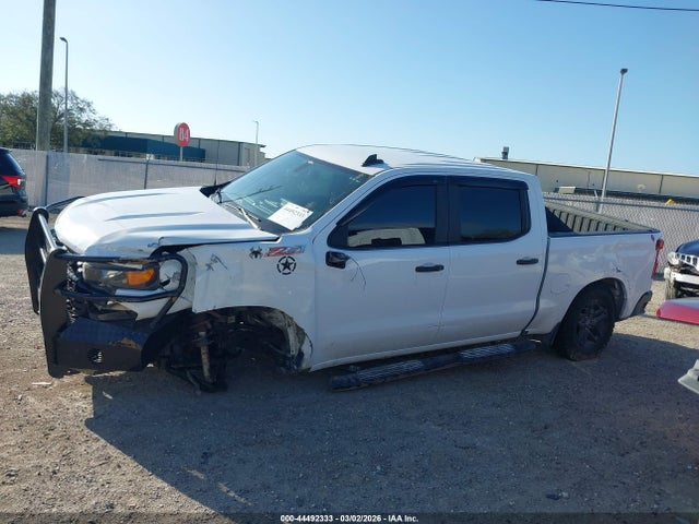 Chevrolet Silverado 1500 4wd  Short Bed Custom Trail Boss