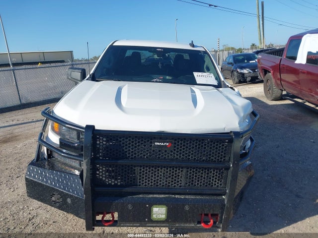 Chevrolet Silverado 1500 4wd  Short Bed Custom Trail Boss