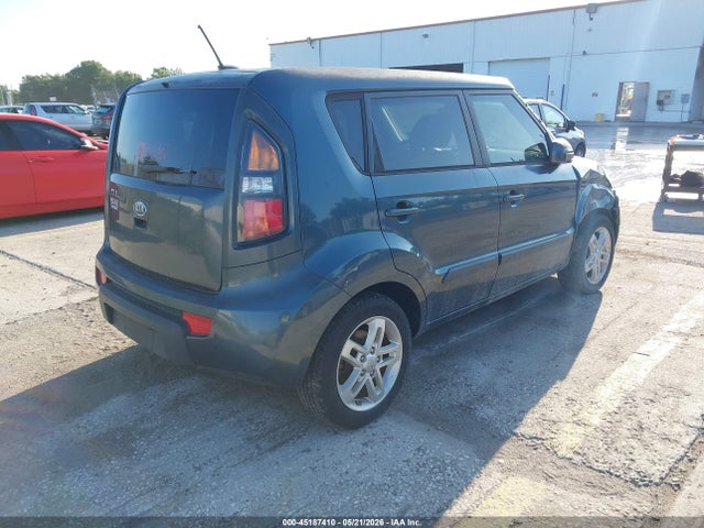 Kia Soul +
