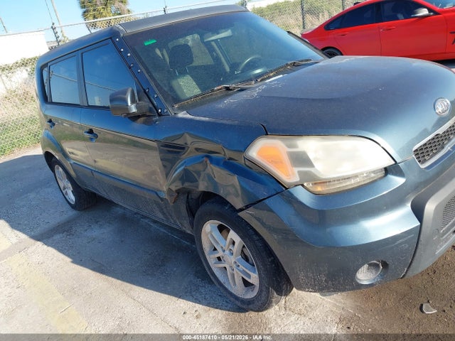 Kia Soul +