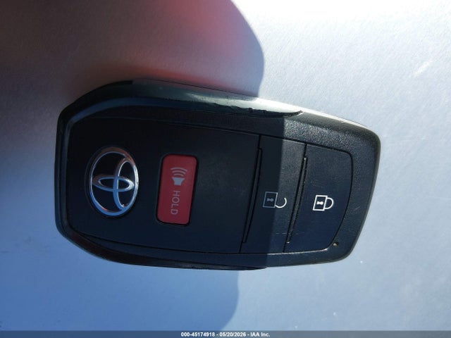 Toyota Prius Le