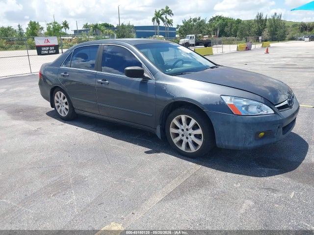 Salvage Honda Accord Image