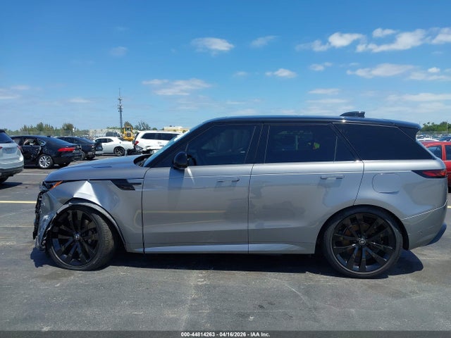 Land Rover Range Rover Sport P460 Dynamic Se