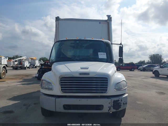 Freightliner M2 106