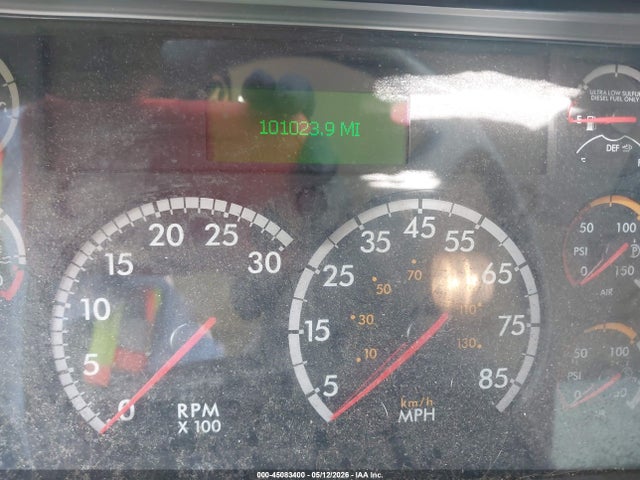 Freightliner M2 106
