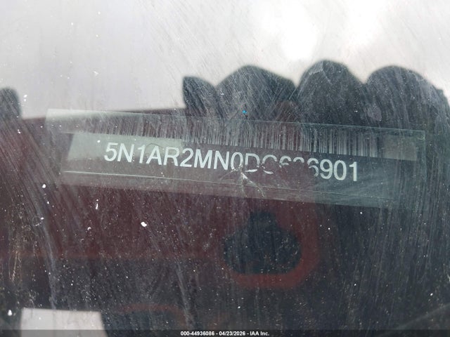 Nissan Pathfinder Sv