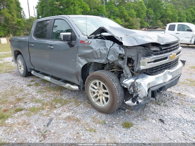 Salvage Chevrolet Silverado 1500 Image