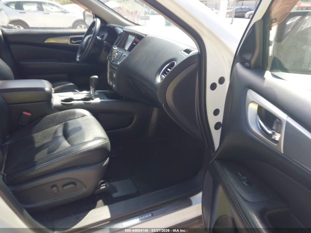 Nissan Pathfinder Sl