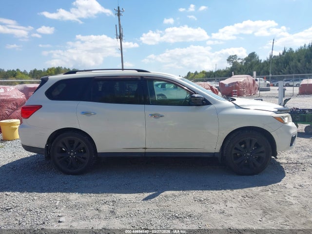 Nissan Pathfinder Sl