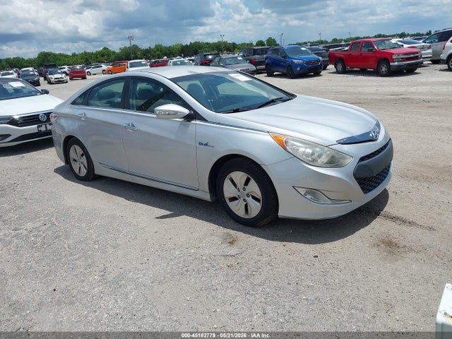 Salvage Hyundai SONATA Image
