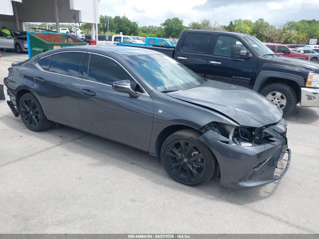 Salvage Lexus Es Image