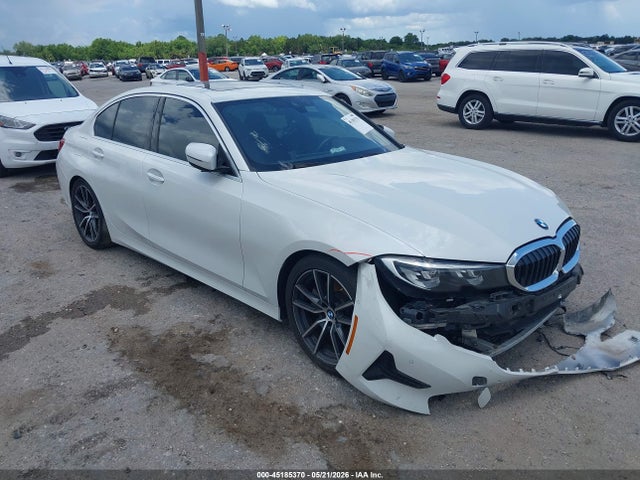 Salvage BMW 3 Series Image