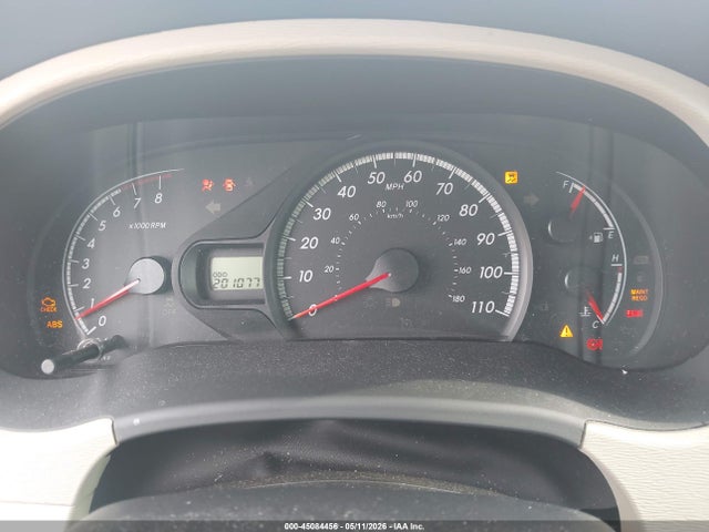 Toyota Sienna Le V6 8 Passenger