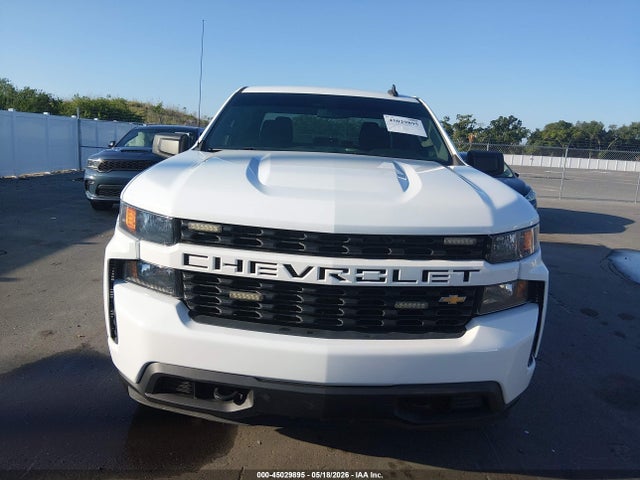 Chevrolet Silverado 1500 2wd  Standard Bed Custom