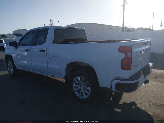 Chevrolet Silverado 1500 2wd  Standard Bed Custom