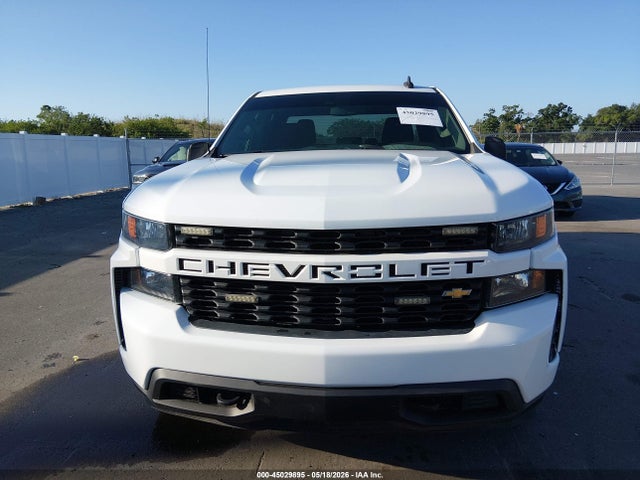 Chevrolet Silverado 1500 2wd  Standard Bed Custom