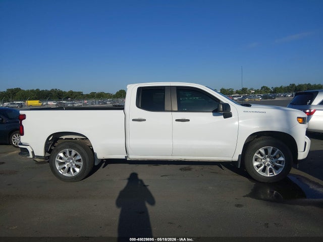 Chevrolet Silverado 1500 2wd  Standard Bed Custom