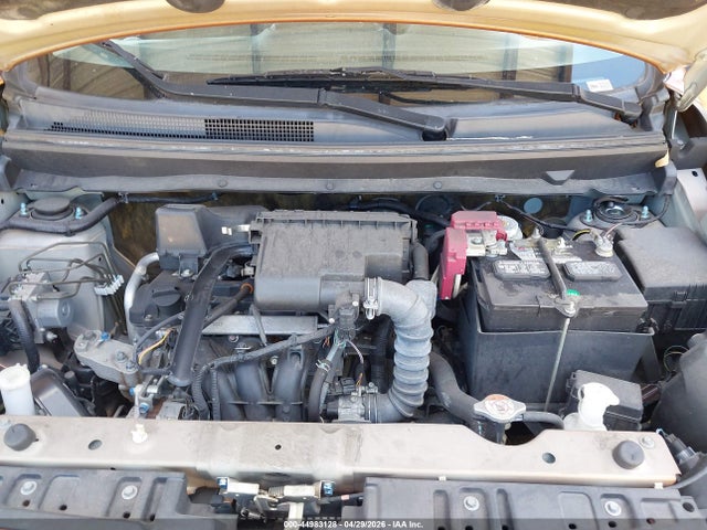 Mitsubishi Mirage Es