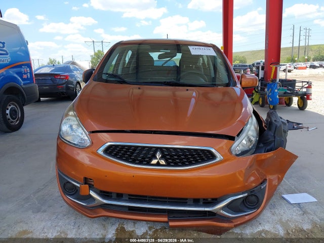 Mitsubishi Mirage Es