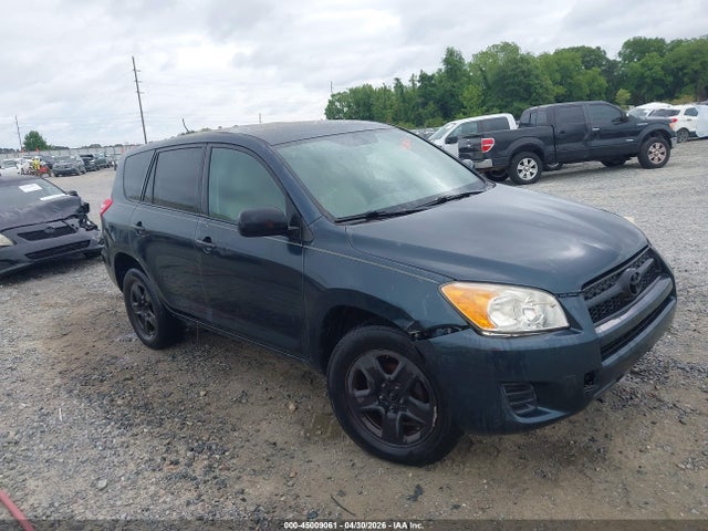 Salvage Toyota RAV4 Image