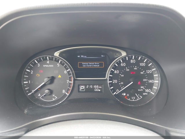 Nissan Pathfinder Sv