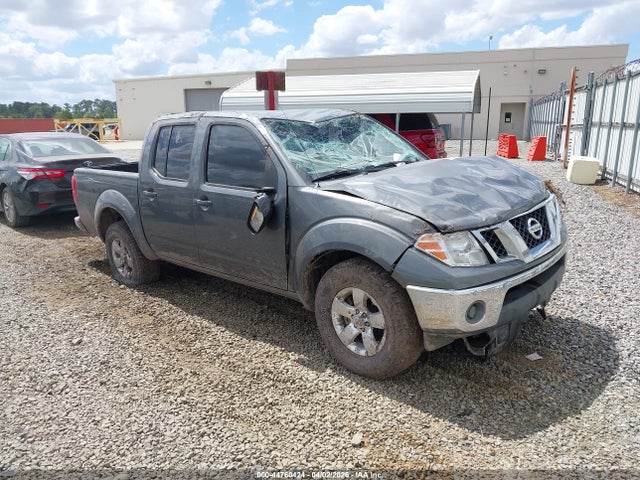 Salvage Nissan Frontier Image