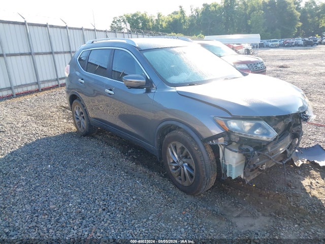 Salvage Nissan Rogue Image