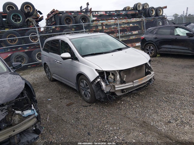Salvage Honda Odyssey Image