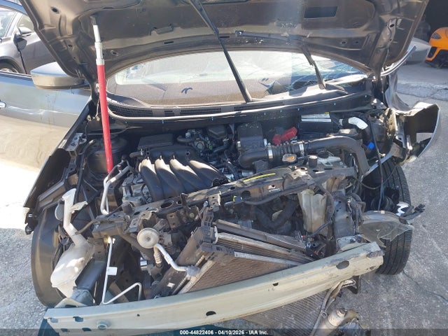 Nissan Versa 1.6 Sv