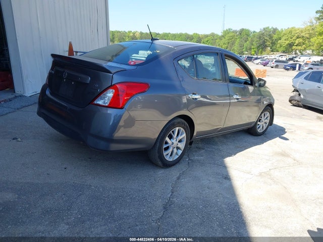 Nissan Versa 1.6 Sv
