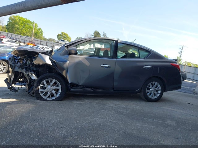 Nissan Versa 1.6 Sv