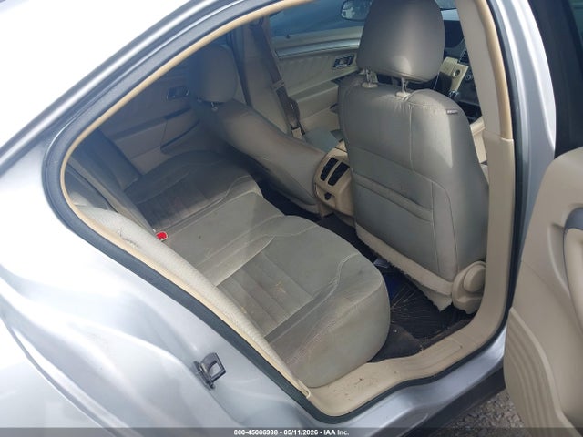 Ford Taurus Se