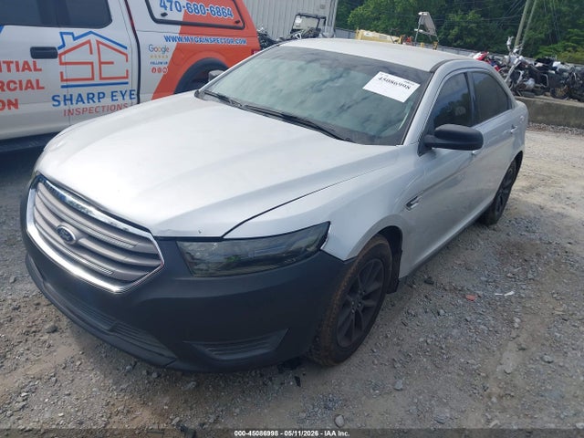 Ford Taurus Se