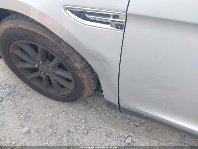 Ford Taurus Se