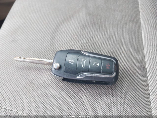 Ford Taurus Se