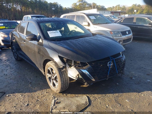 Salvage Nissan Sentra Image